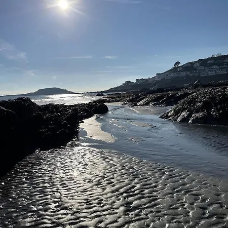 Little Mainstone 2* Looe